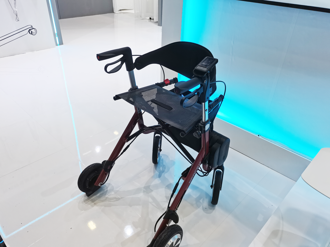 silla de ruedas eléctrica motorizada