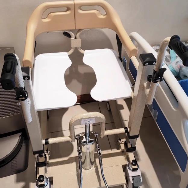Sistemas portátiles de elevación de pacientes que ayudan a pacientes con movilidad reducida en casa